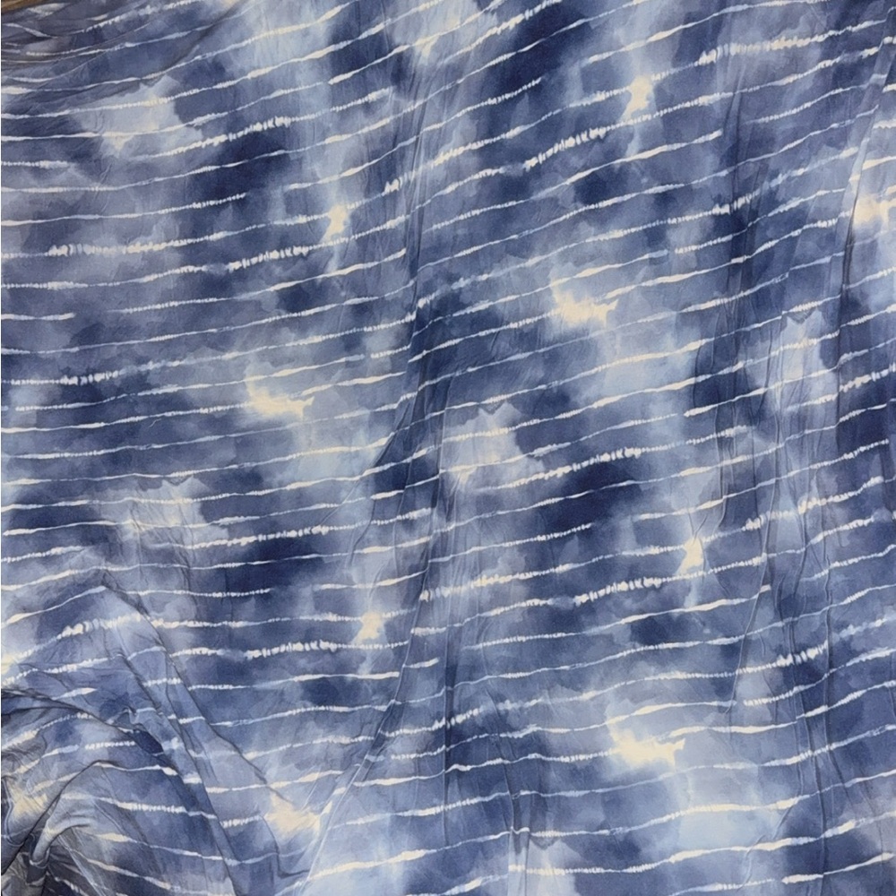 Blue tie dye LS cloud blanket